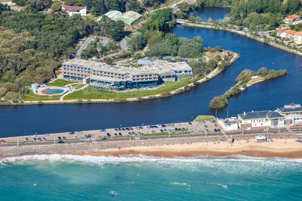 Appartement au coeur des pins, plage à 400 mètres Les Sables-dʼOlonne Esterno foto